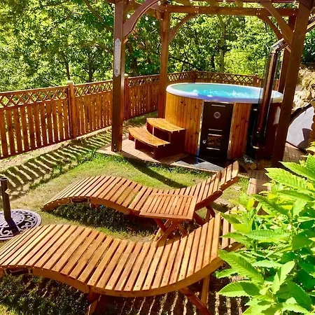 Appartement L'insolite Tamia Asperjoc