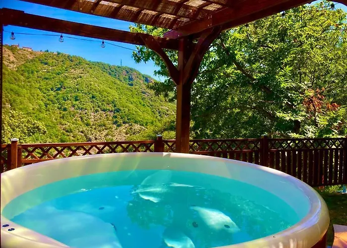 Domaine L'esquirou - L'insolite Tamia *